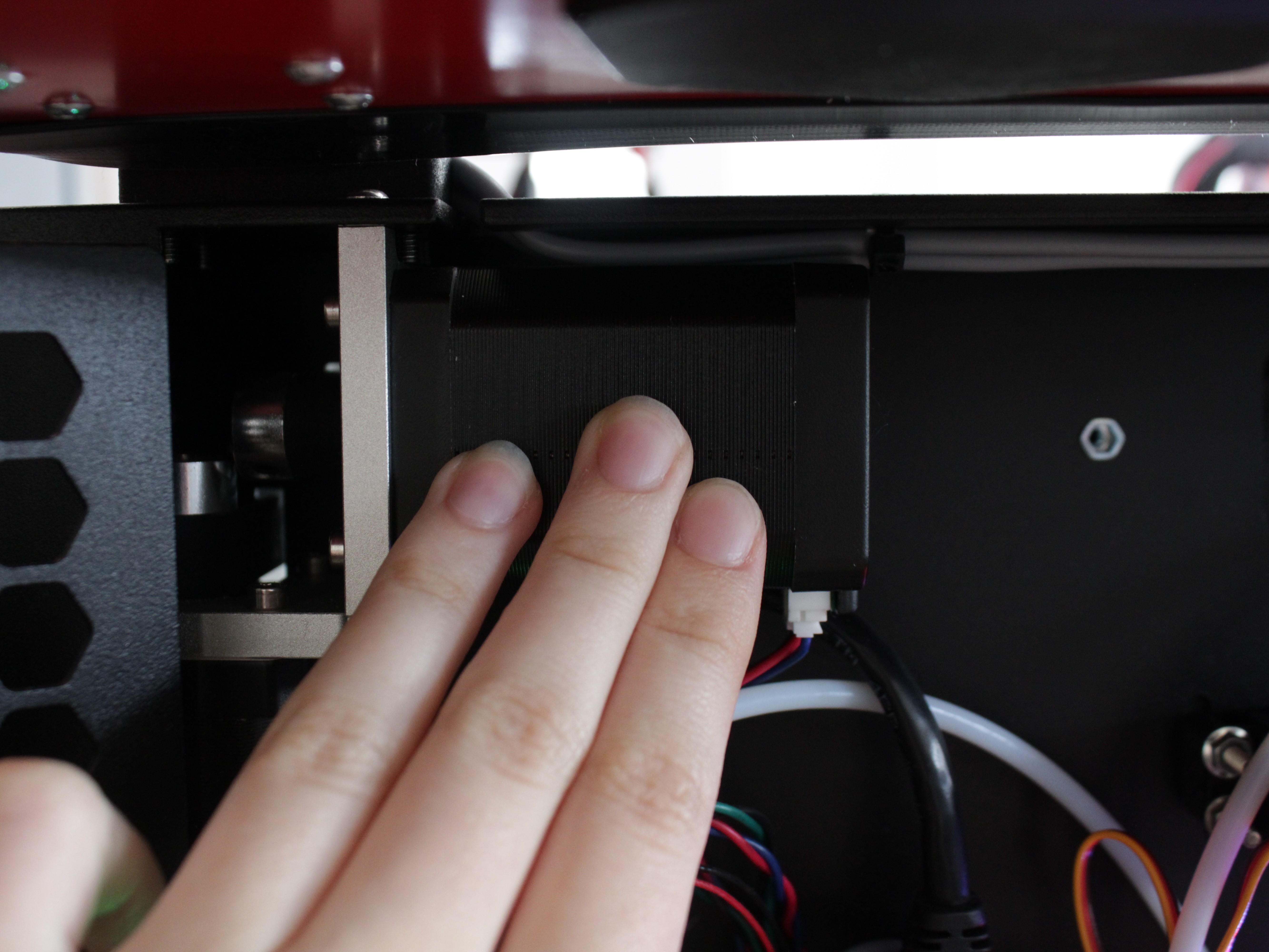 Checking a Y motor for vibration while moving slowly