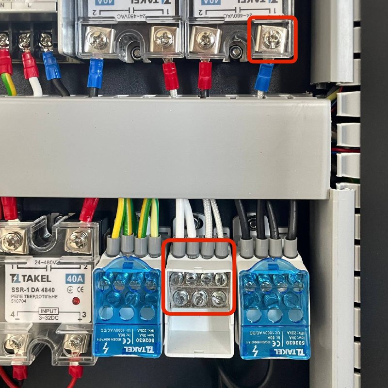 Chamber heater wires connected to SSR and distribution block