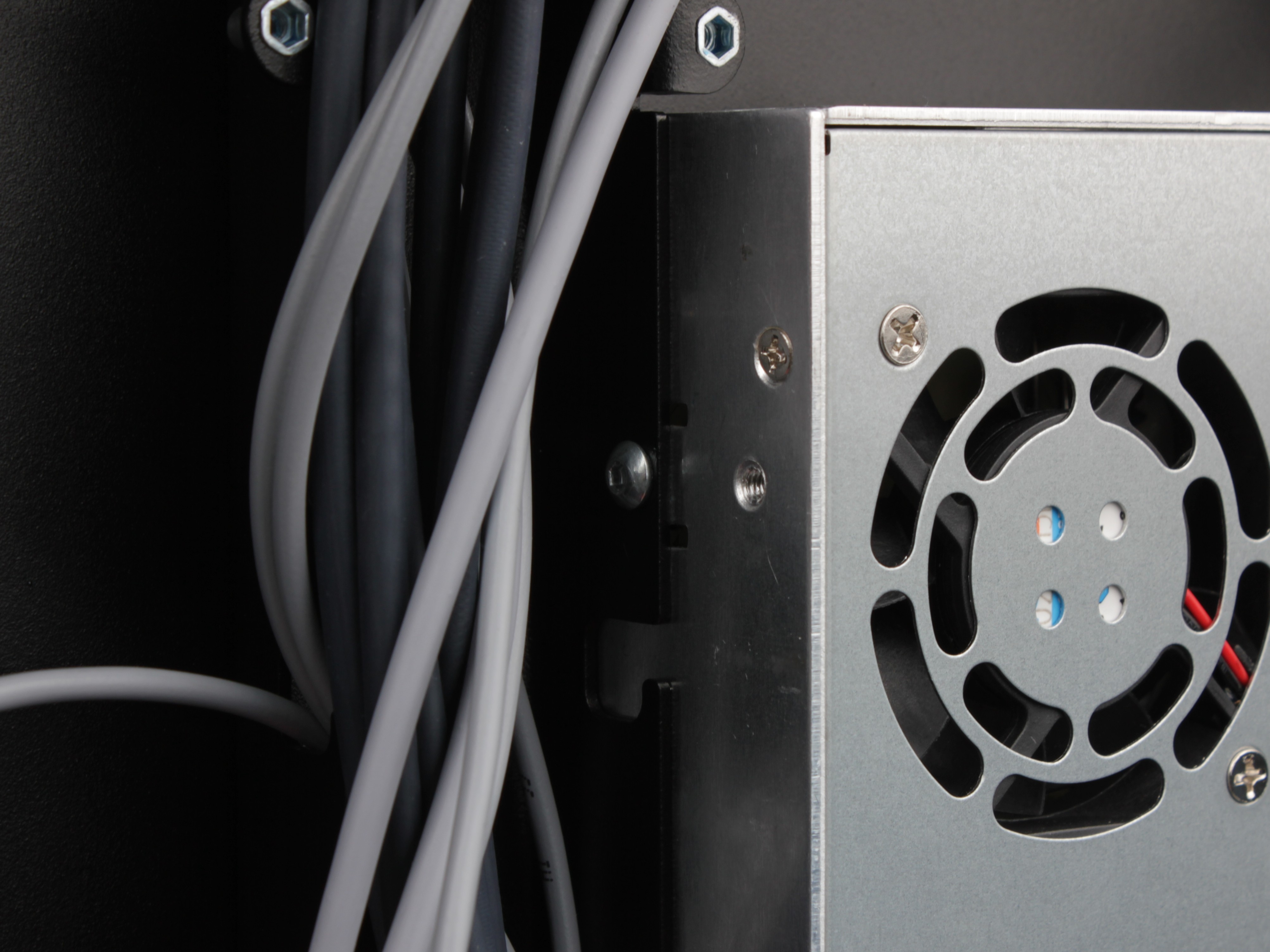 Upper left mounting screw on new PSU, secured