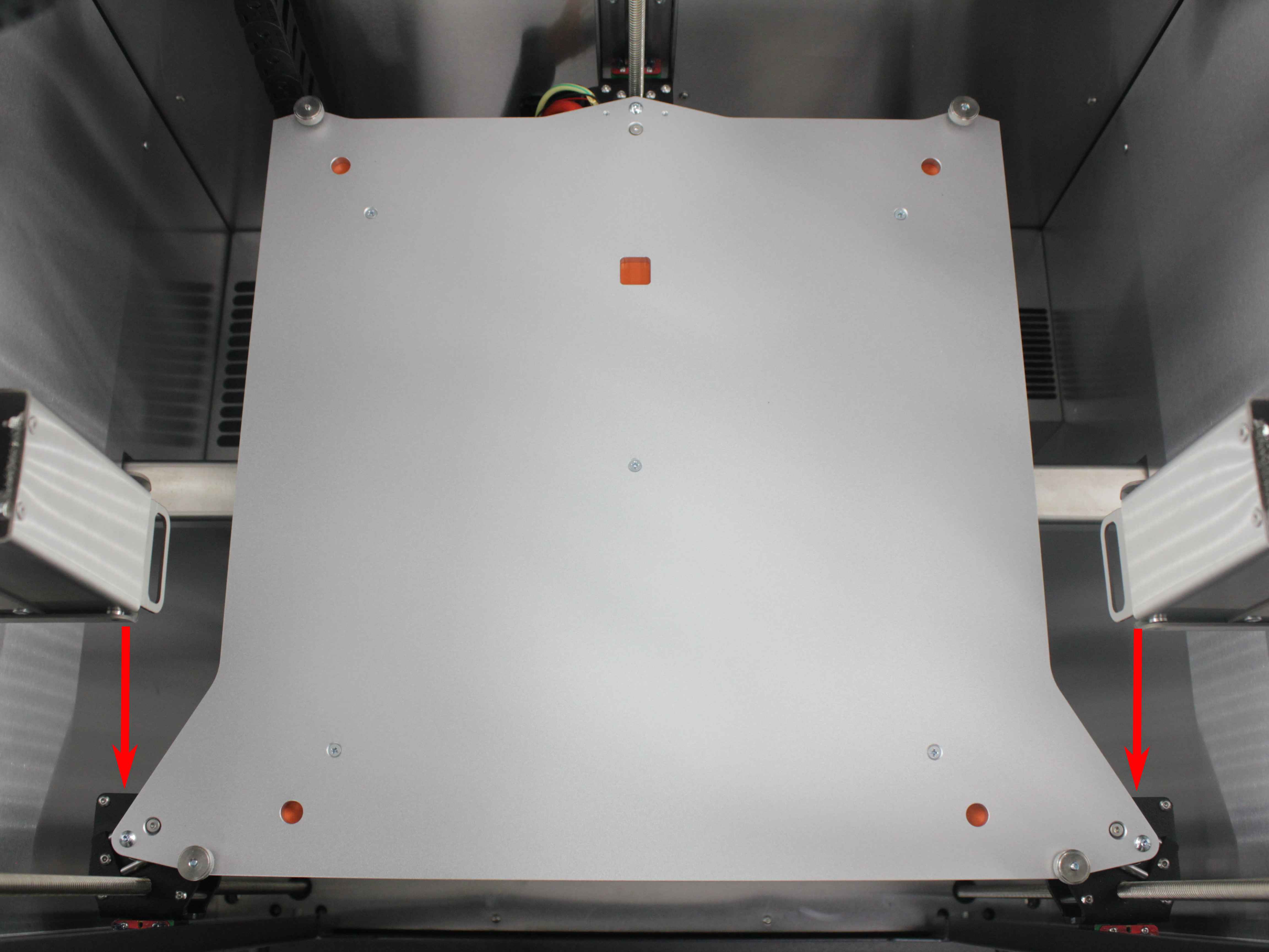 Front build plate supports location