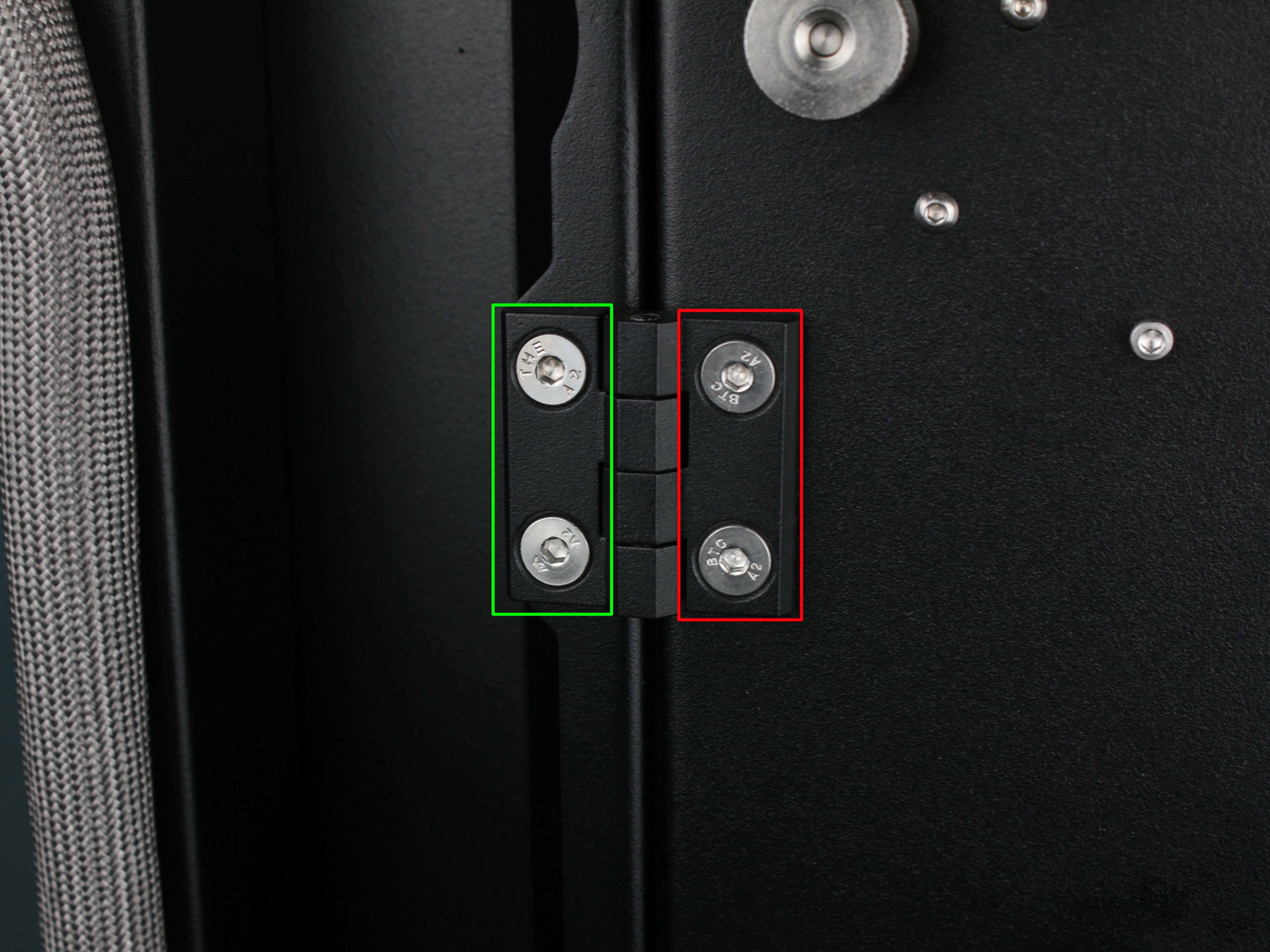 Adjustment locations: green box (door) vs red box (enclosure frame)