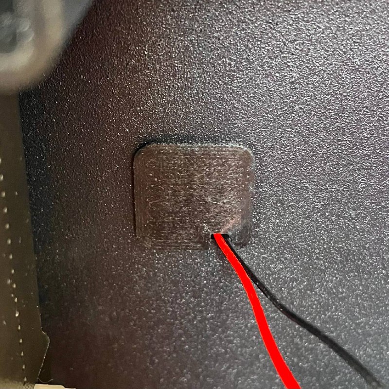New sensor holder seated securely in the chassis