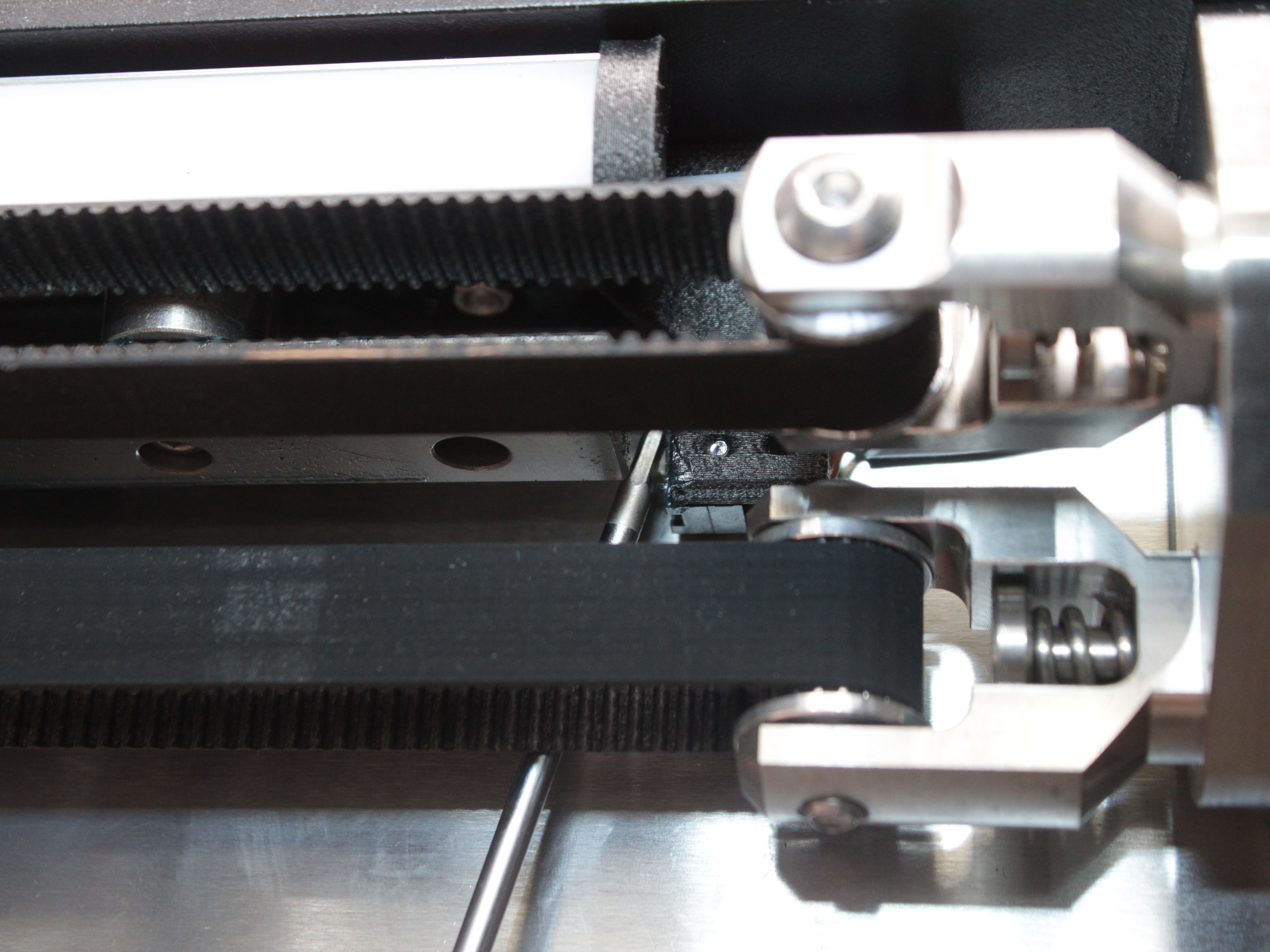 Pressing Right Y endstop switch during test.