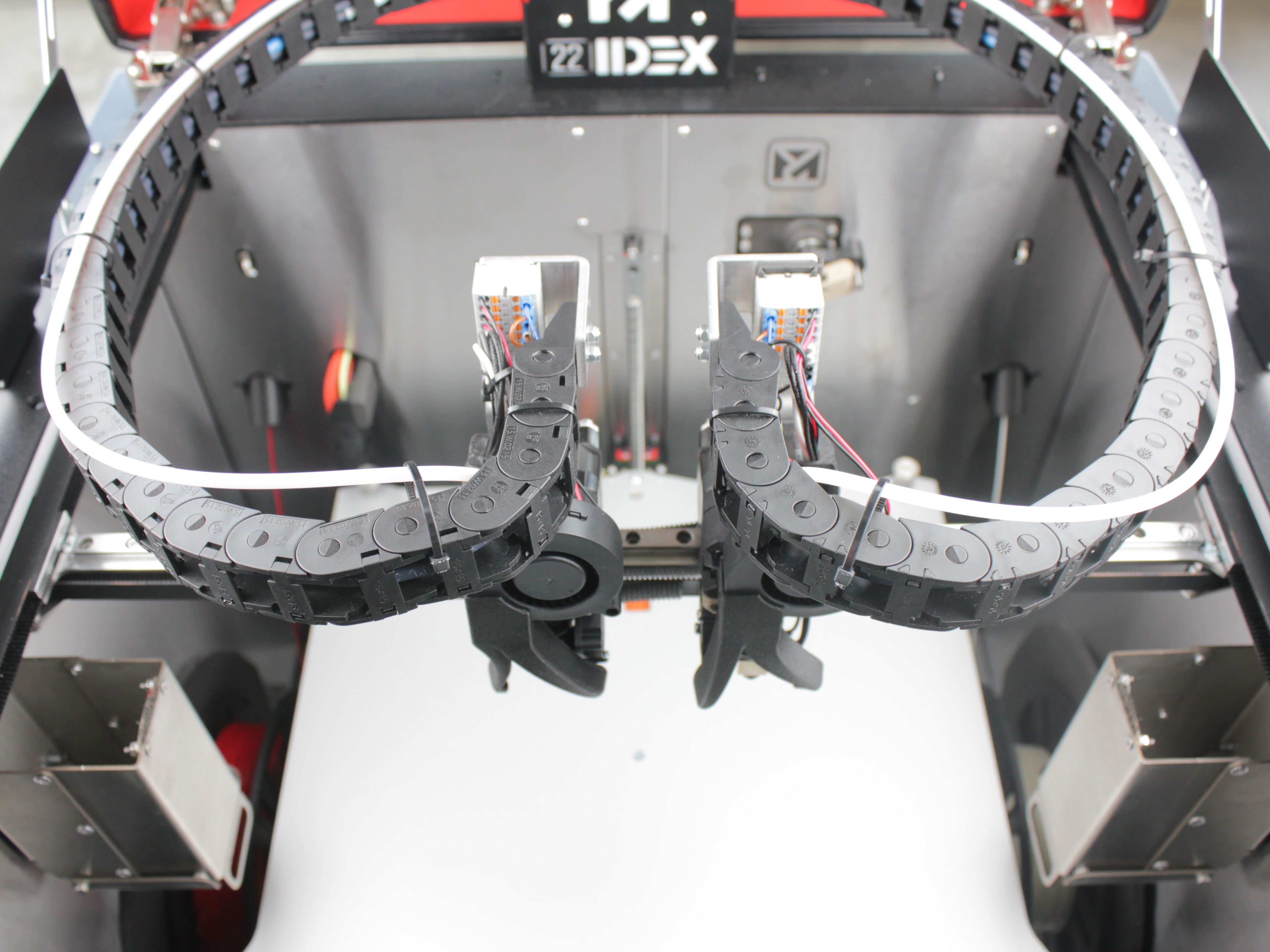 PTFE tube connection at the extruder