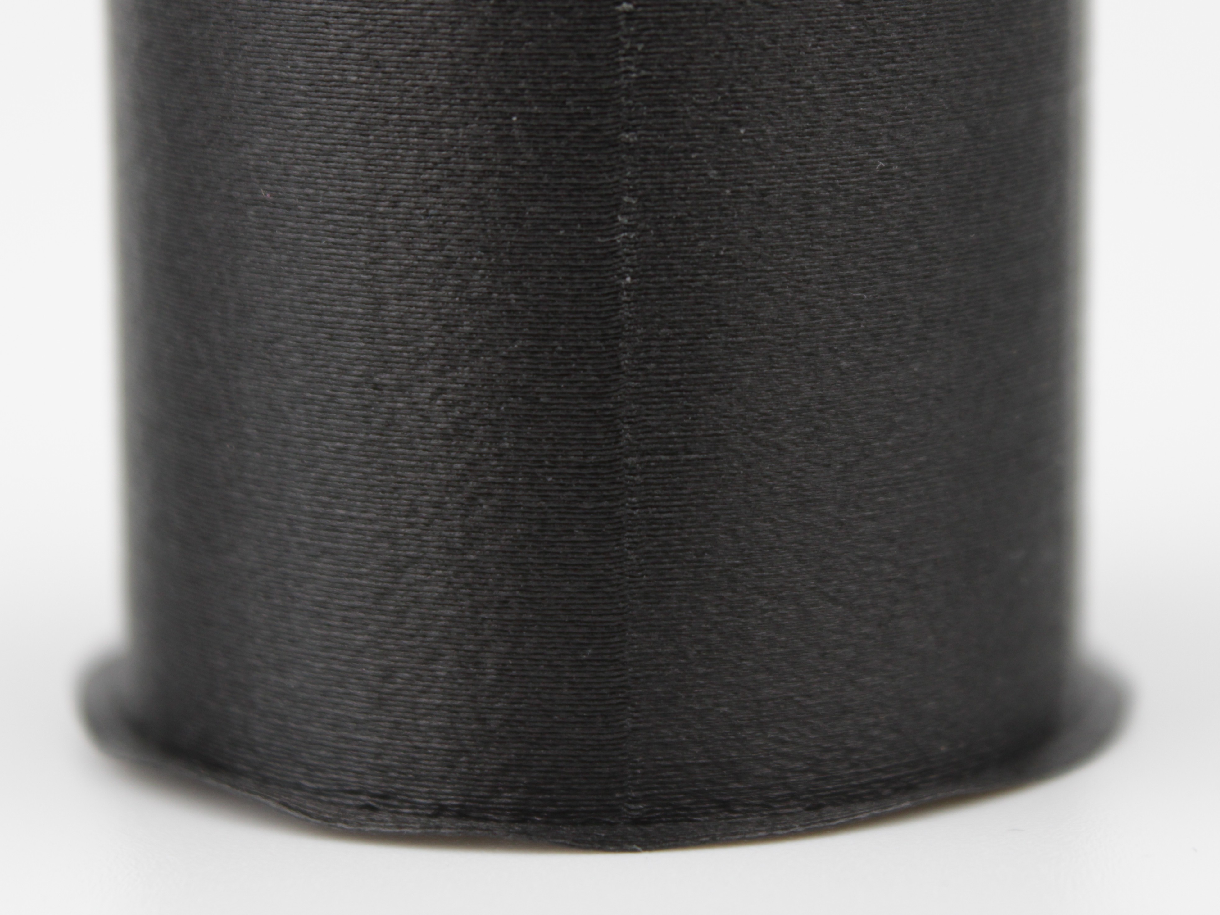 Calibration cylinder before Pressure Advance tuning, with the seam still visible as a line down the wall