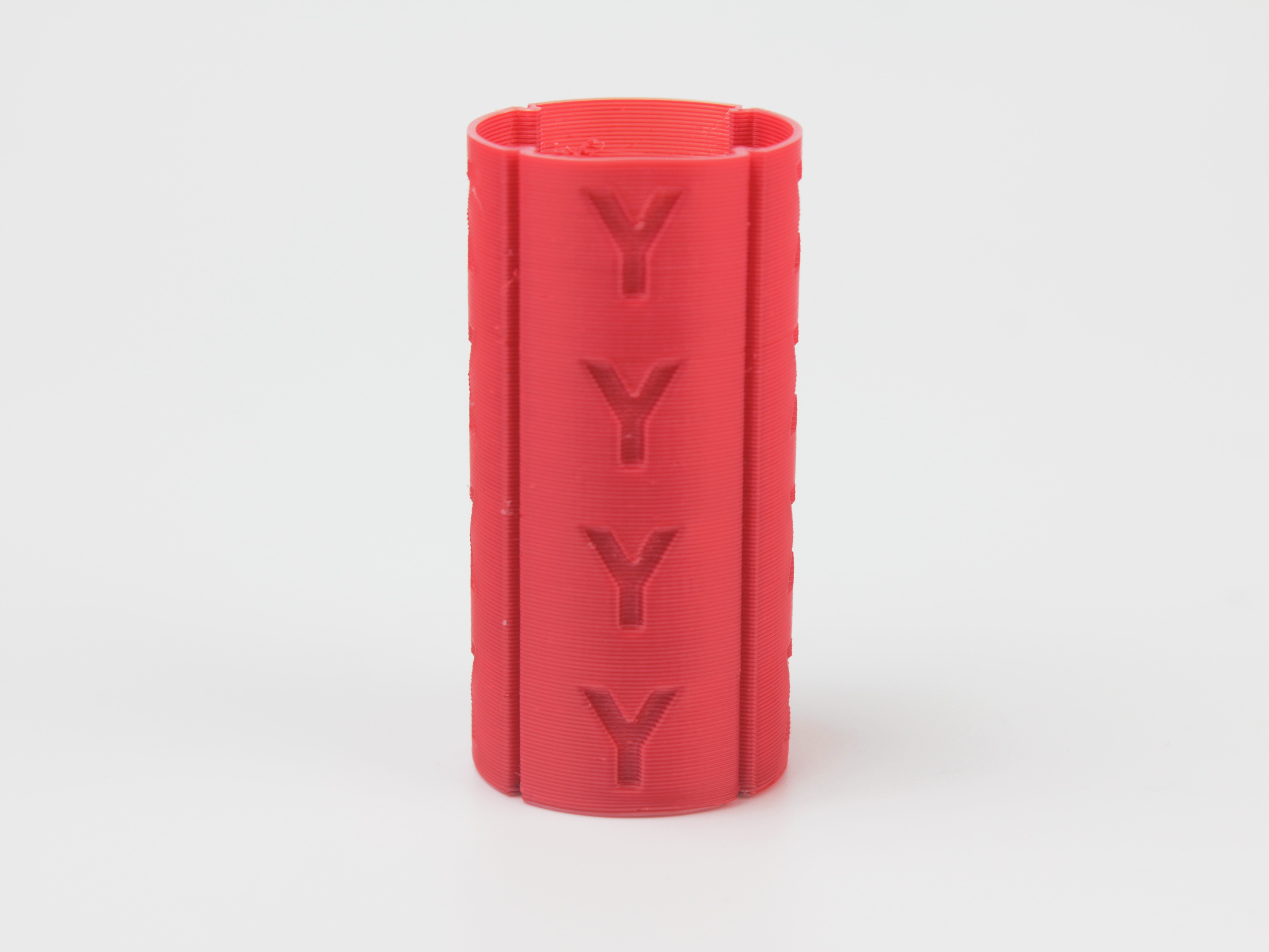 Completed aligned cylinder - uniform color from all viewing angles